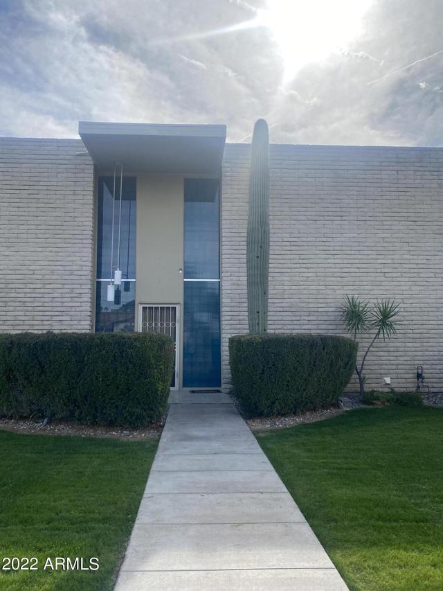 1695 E Maryland Ave., Phoenix, AZ 85016