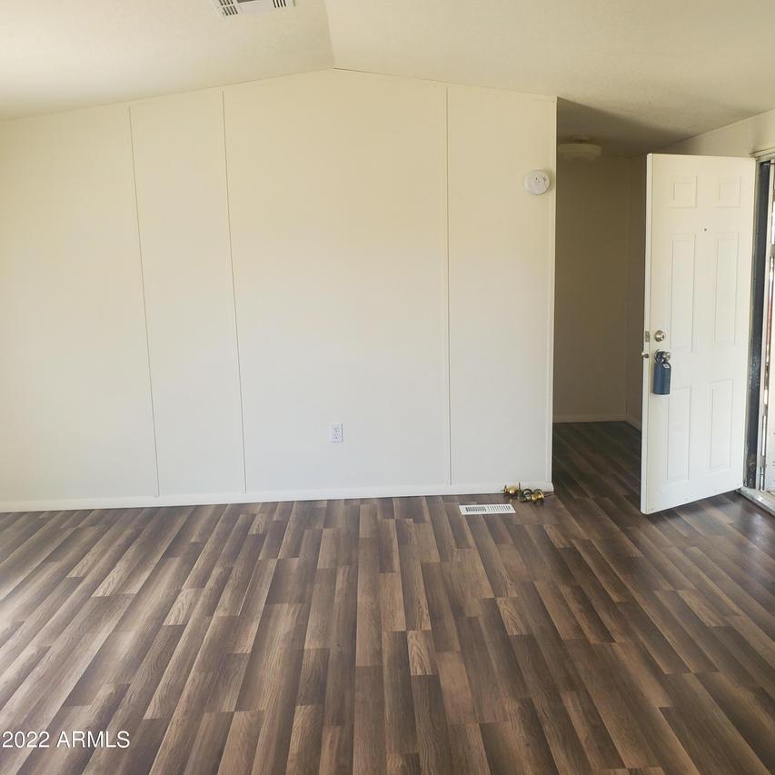 227 N County Rd., Benson, AZ 85602