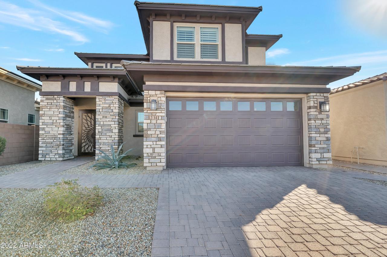 231 W Beverly Ln., Phoenix, AZ 85023