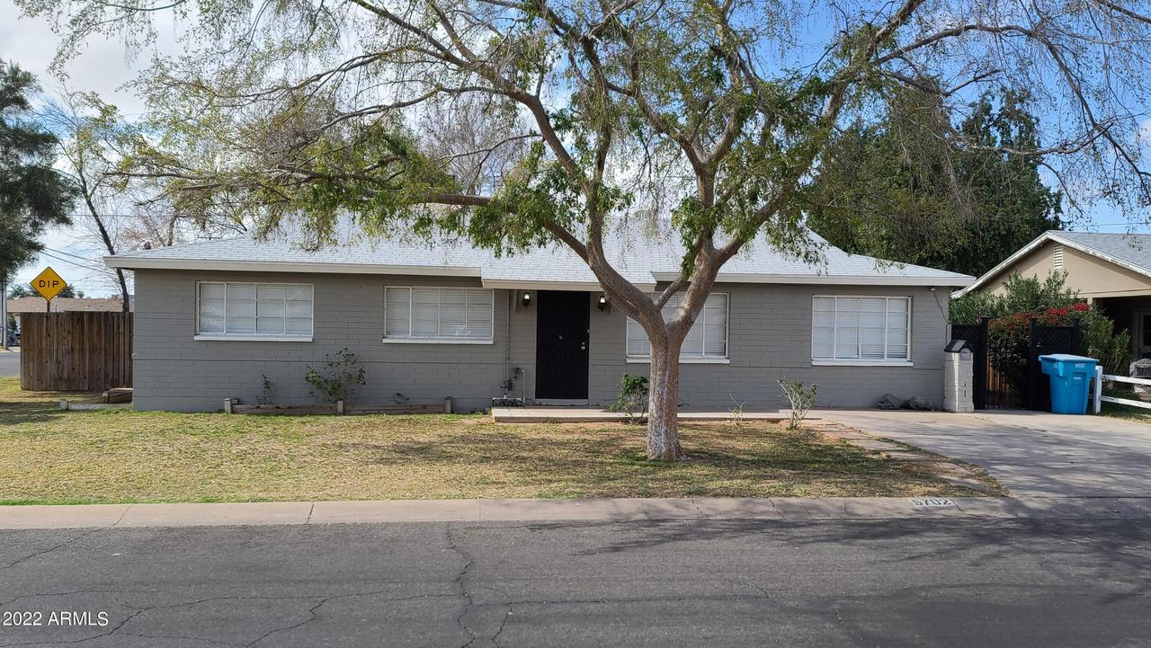 5702 N 36th Dr., Phoenix, AZ 85019