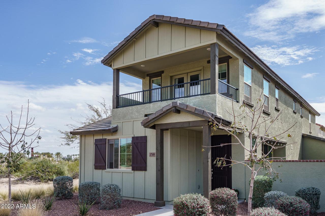 1749 N 208th Ave., Buckeye, AZ 85396