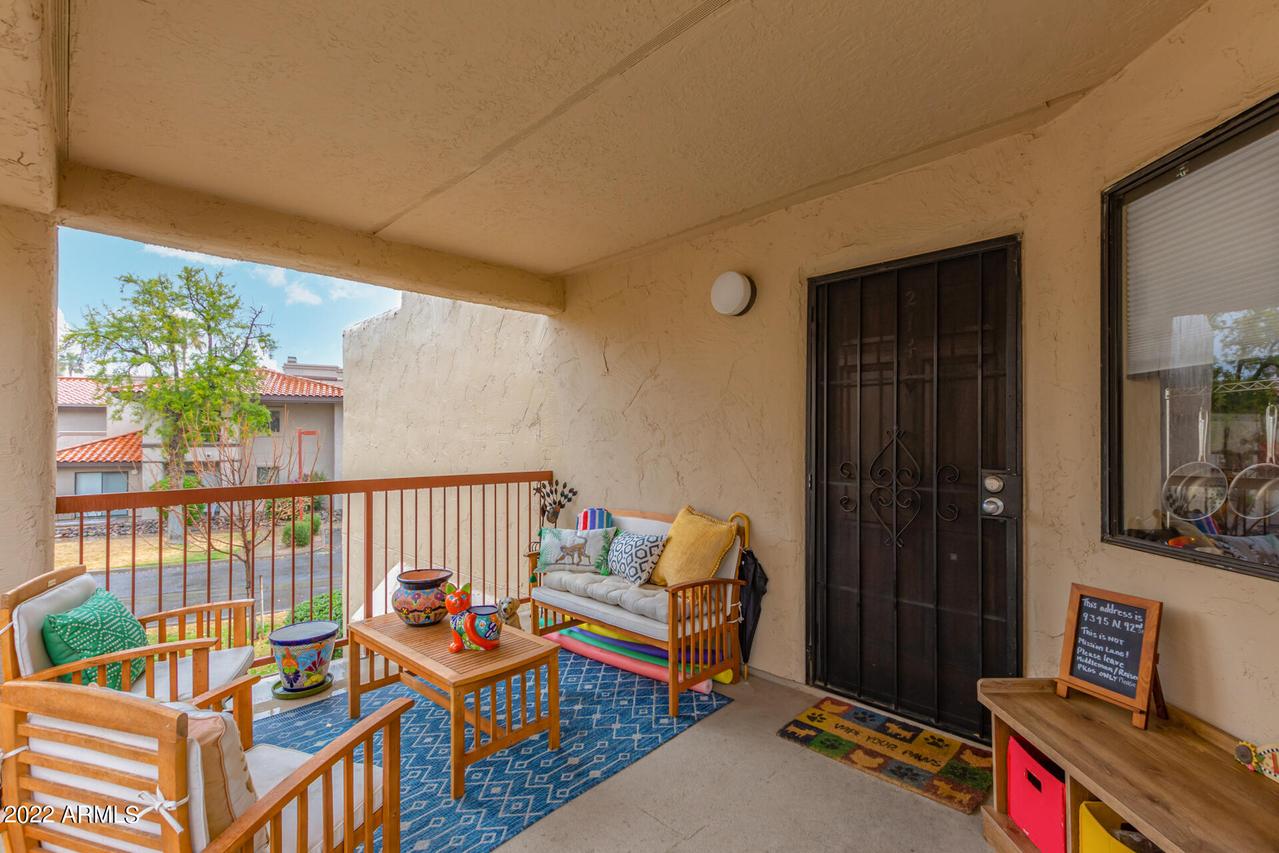 9345 N 92nd St. #214, Scottsdale, AZ 85258