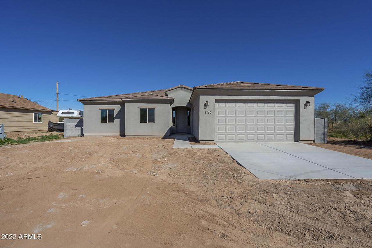 5140 E Santa Rita Dr., San Tan Valley, AZ 85140