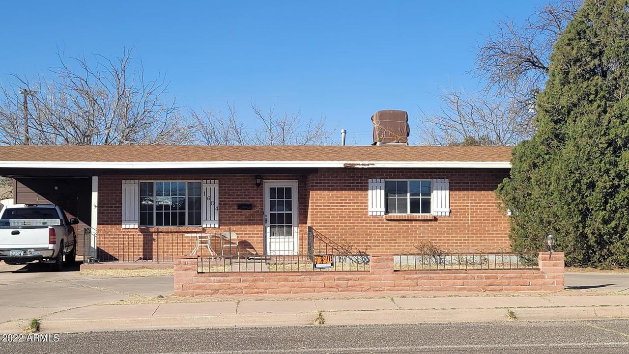 1604 E 9th St., Douglas, AZ 85607