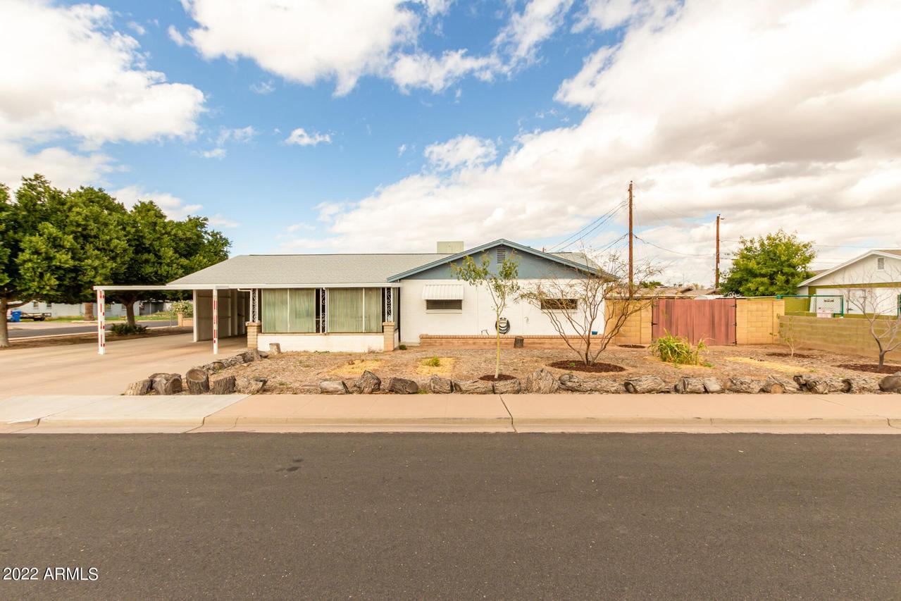 1660 W 5th St., Mesa, AZ 85201