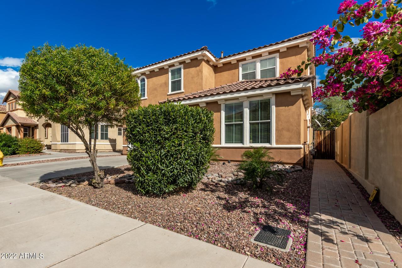 9131 S Roberts Rd., Tempe, AZ 85284