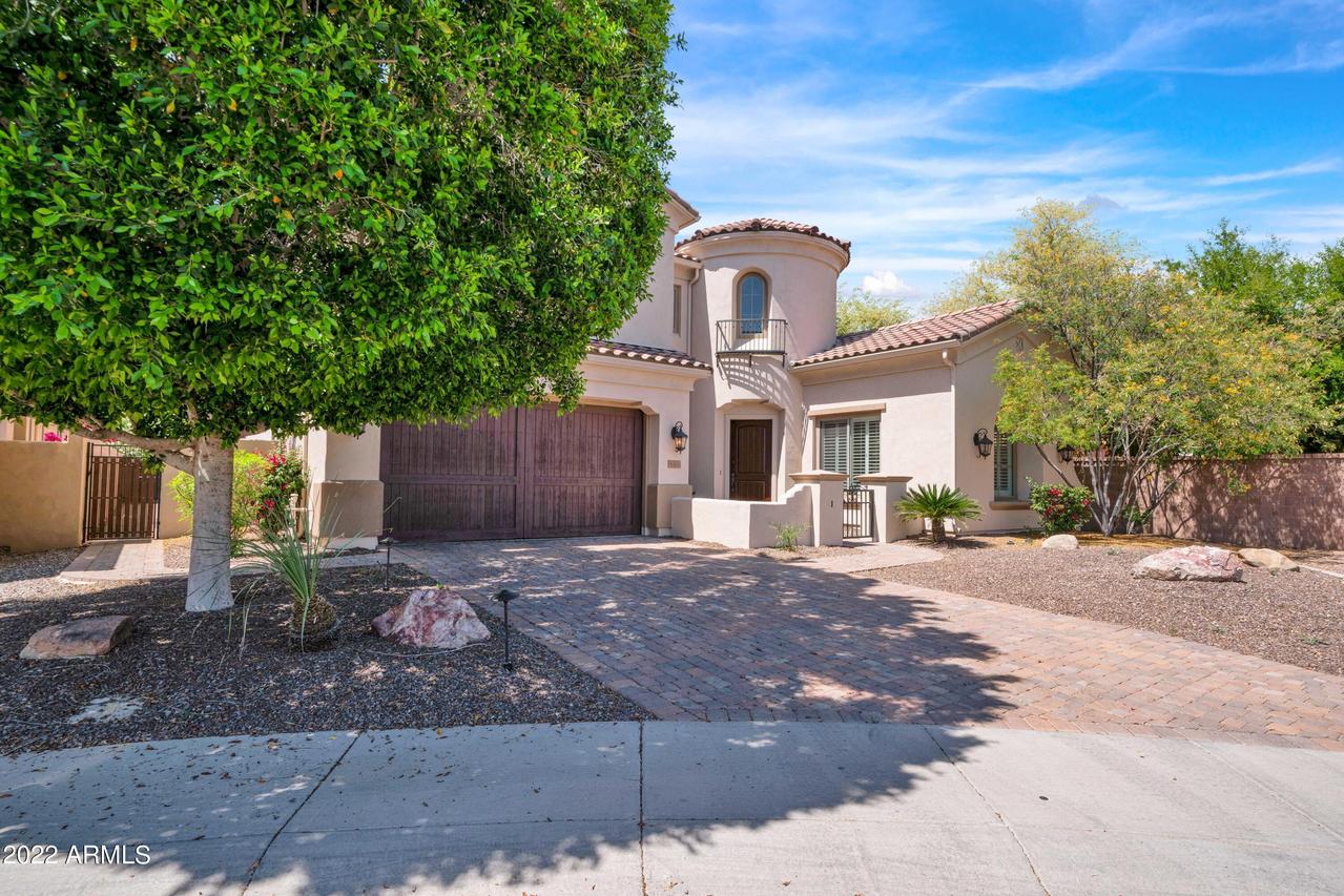 4302 S Oregon Ct., Chandler, AZ 85248