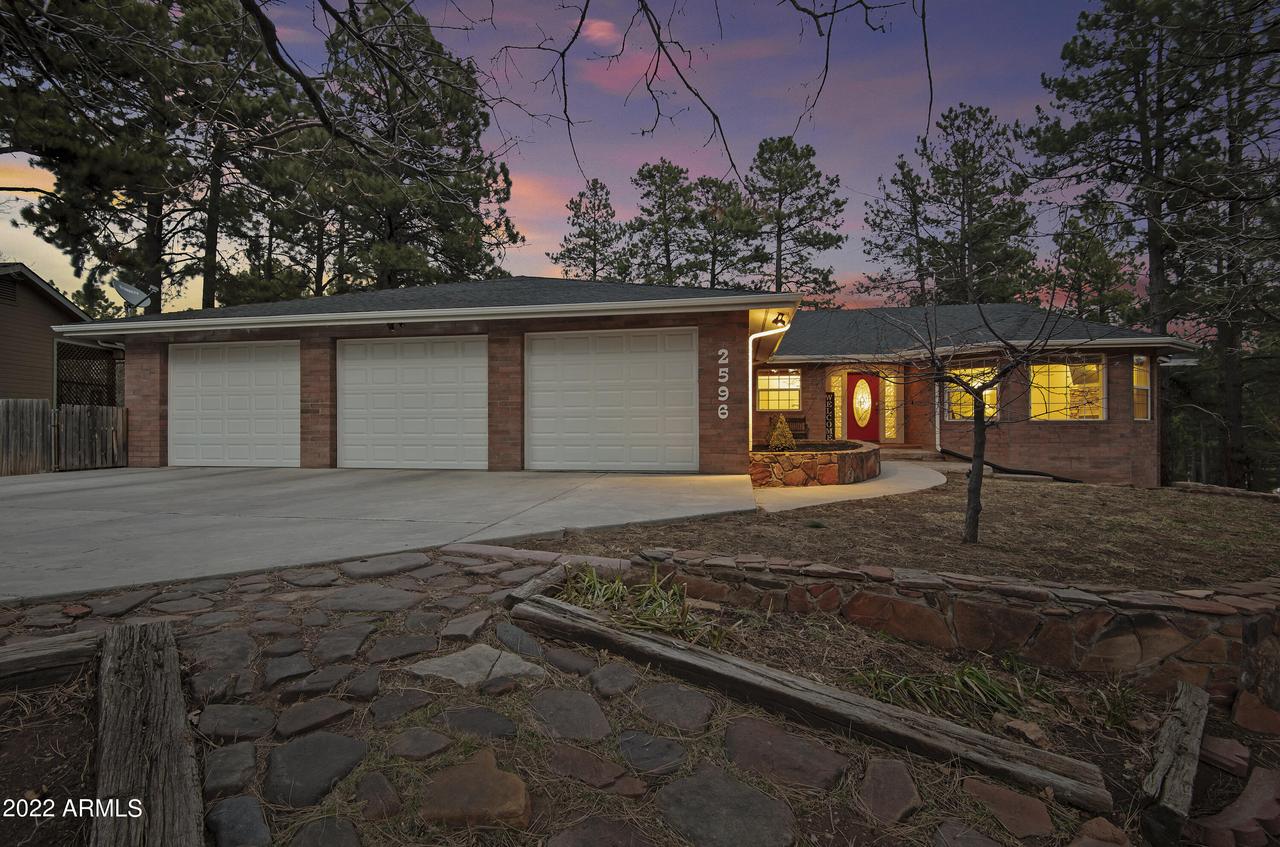 2596 S Cliffview St., Flagstaff, AZ 86001