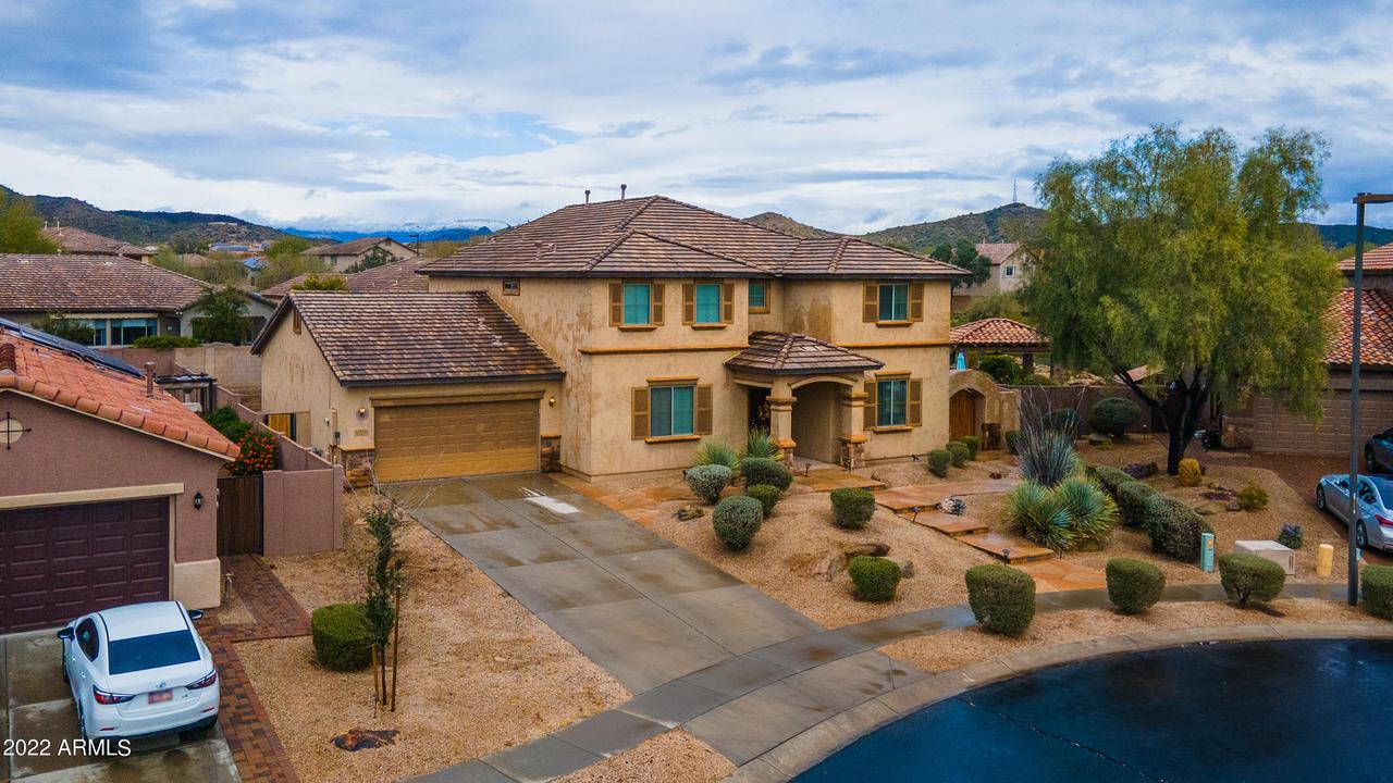2328 W Bramble Berry Ln., Phoenix, AZ 85085