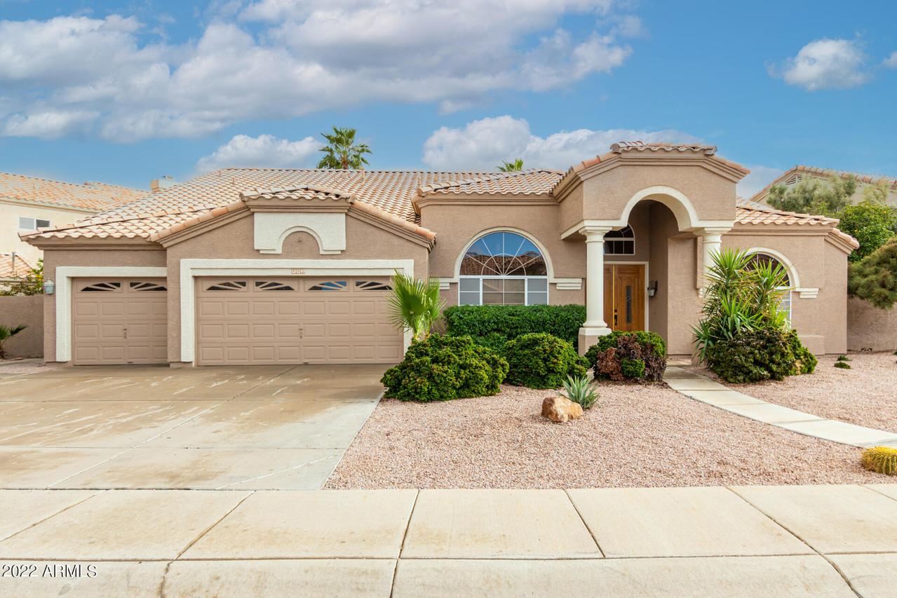 993 N Dustin Ln., Chandler, AZ 85226