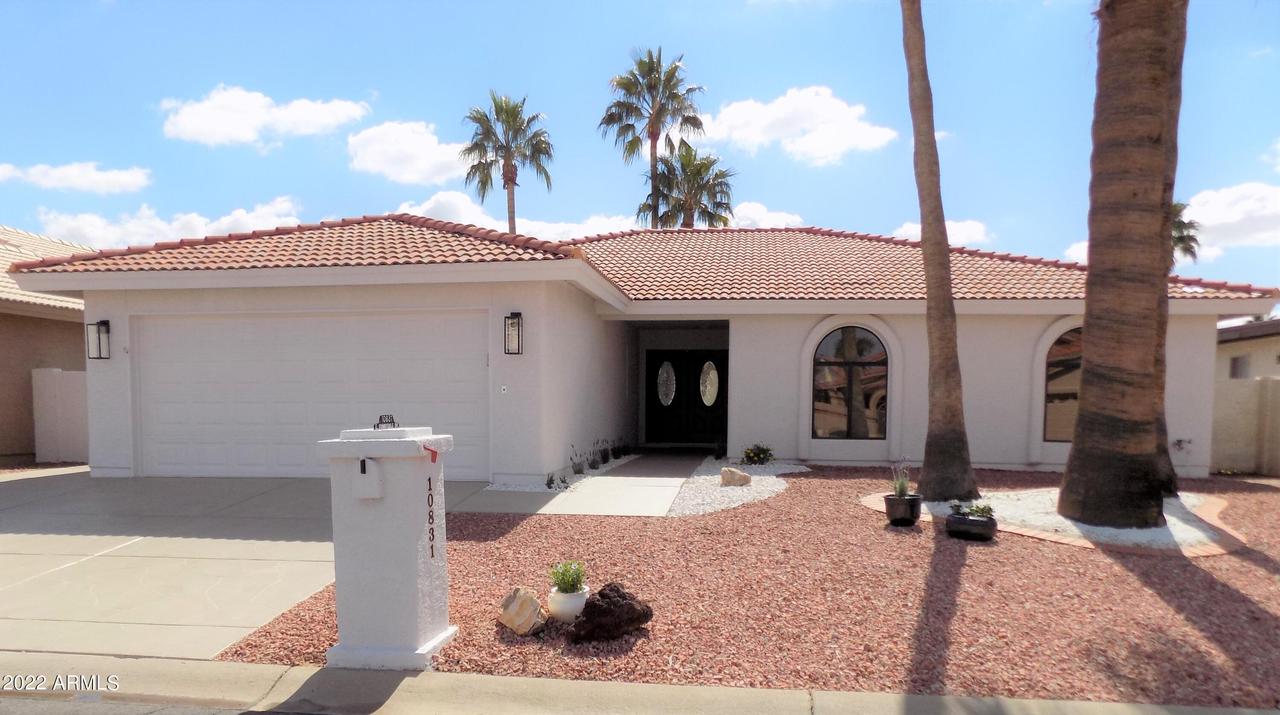 10831 E Sunnydale Dr., Sun Lakes, AZ 85248