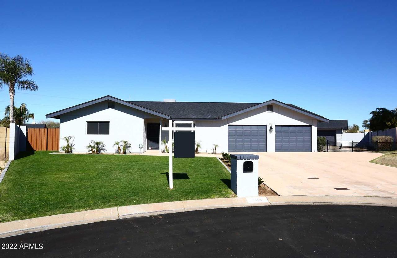 730 E Aire Libre Ave., Phoenix, AZ 85022