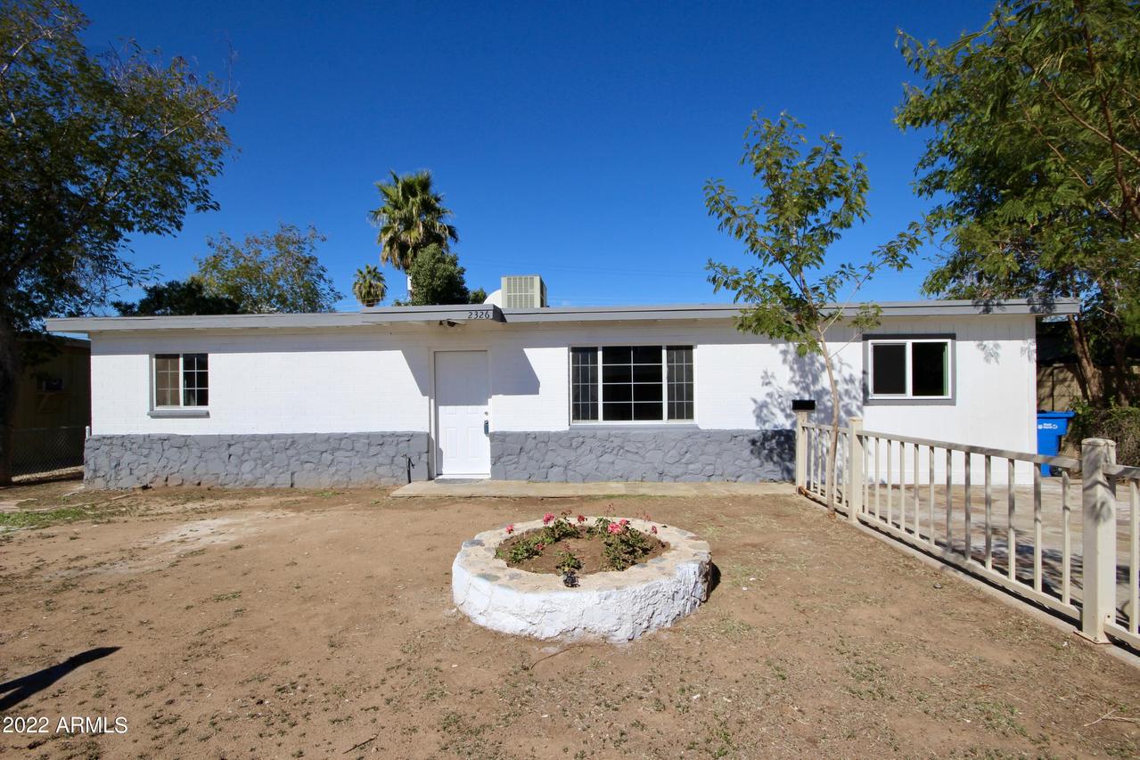 2326 E Nancy Ln., Phoenix, AZ 85042