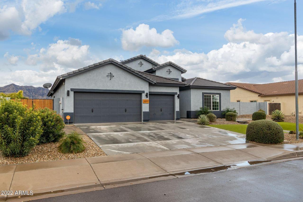 3217 W Melody Dr., Laveen, AZ 85339