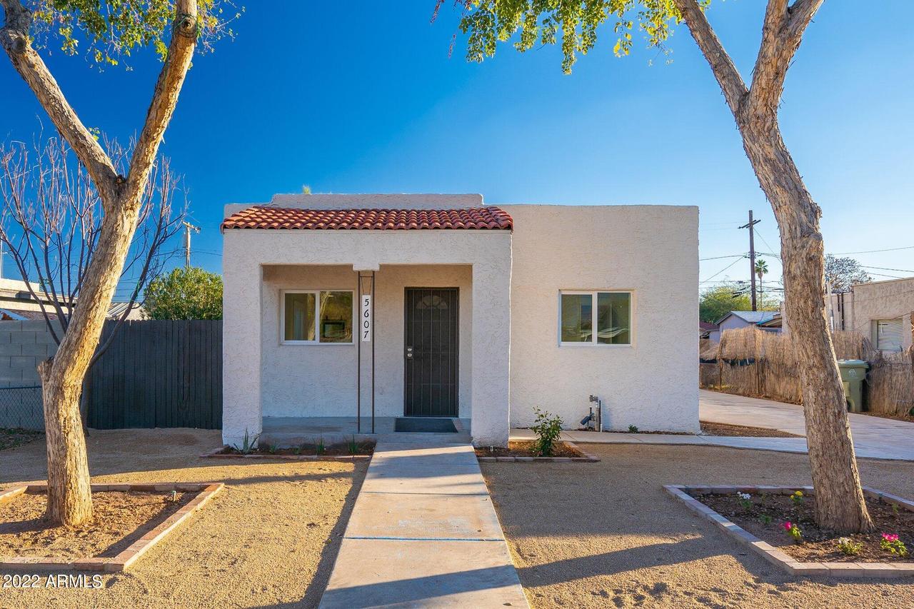 5607 W Gardenia Ave., Glendale, AZ 85301