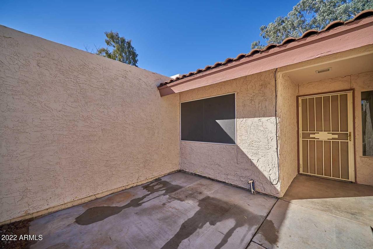 1836 S River Dr., Tempe, AZ 85281