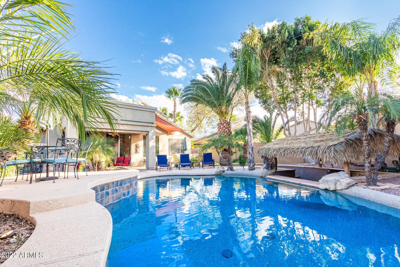 26814 N 64th Ave., Phoenix, AZ 85083