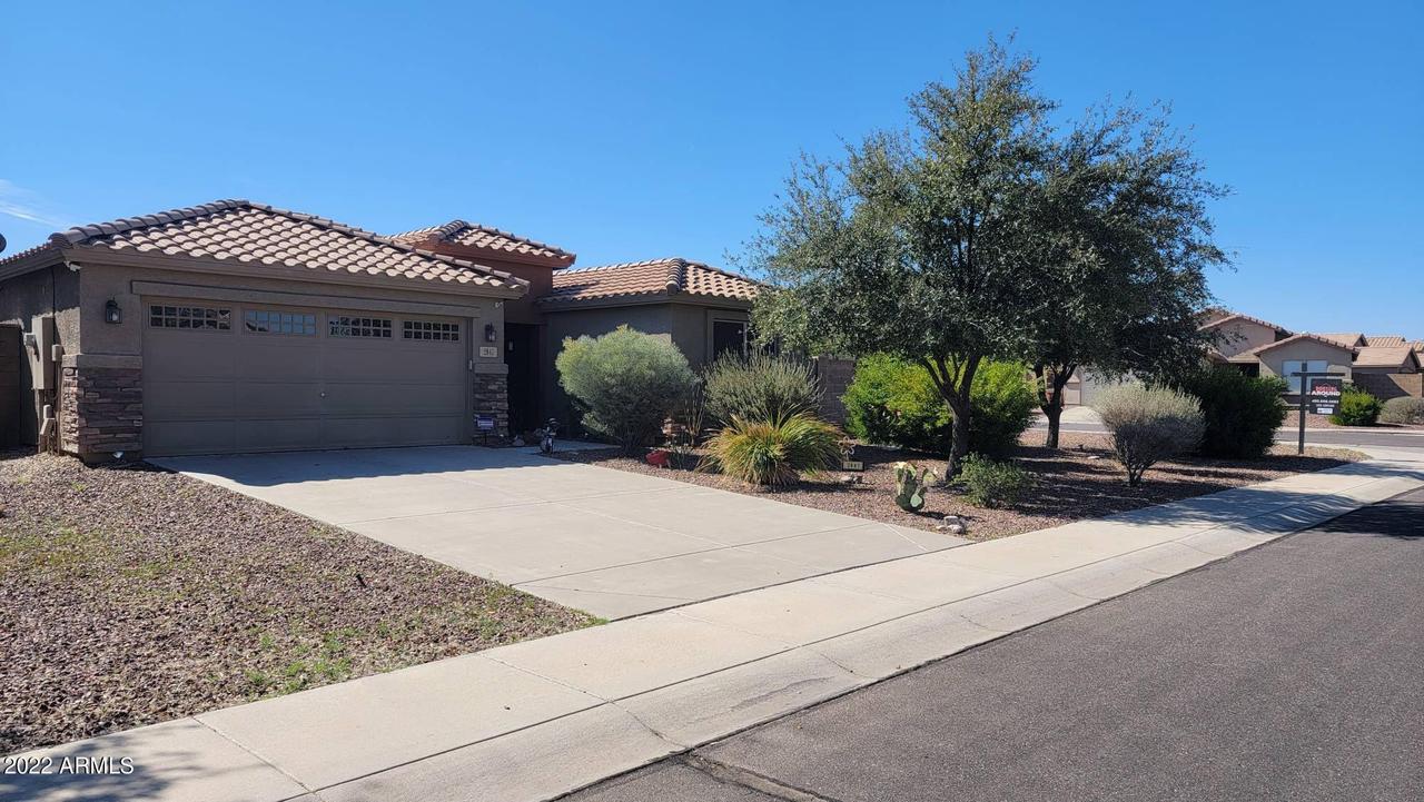 2047 W San Tan Hills Dr., Queen Creek, AZ 85144