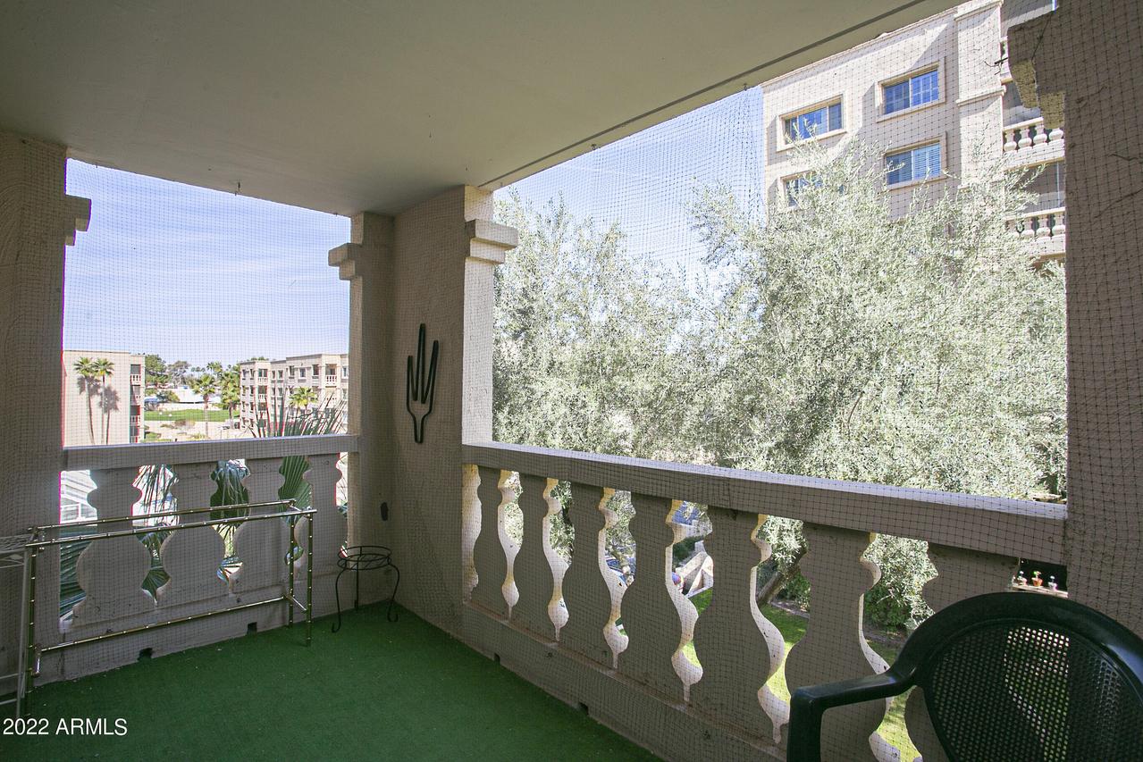 7930 E Camelback Rd. #304, Scottsdale, AZ 85251