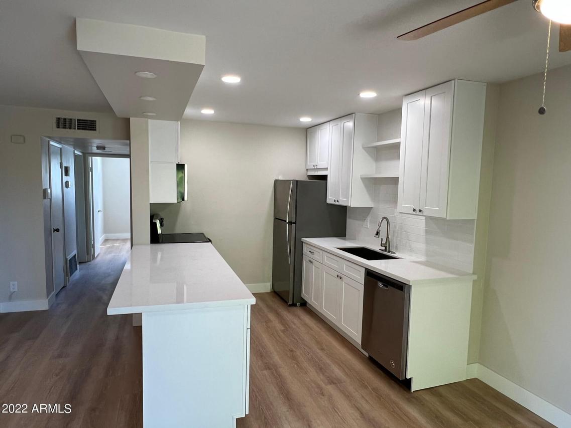 5525 E Thomas Rd. #C8, Phoenix, AZ 85018