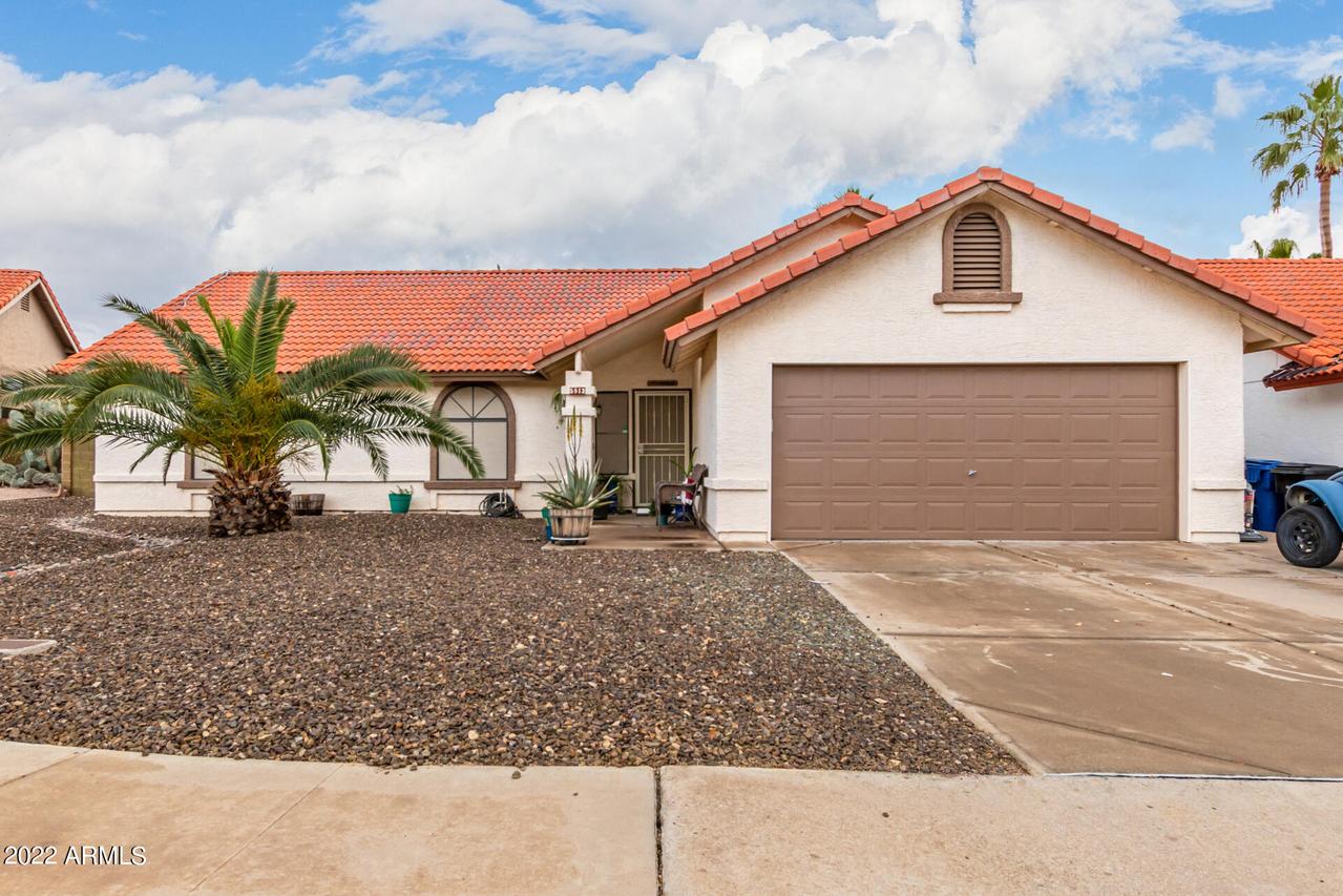 5913 E Ellis St., Mesa, AZ 85205