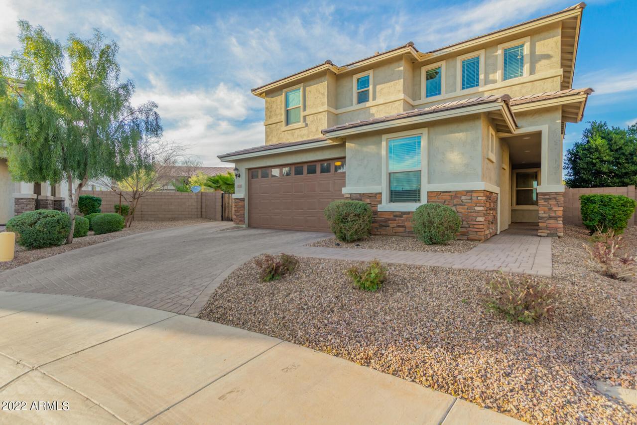 13614 S 45th St., Phoenix, AZ 85044