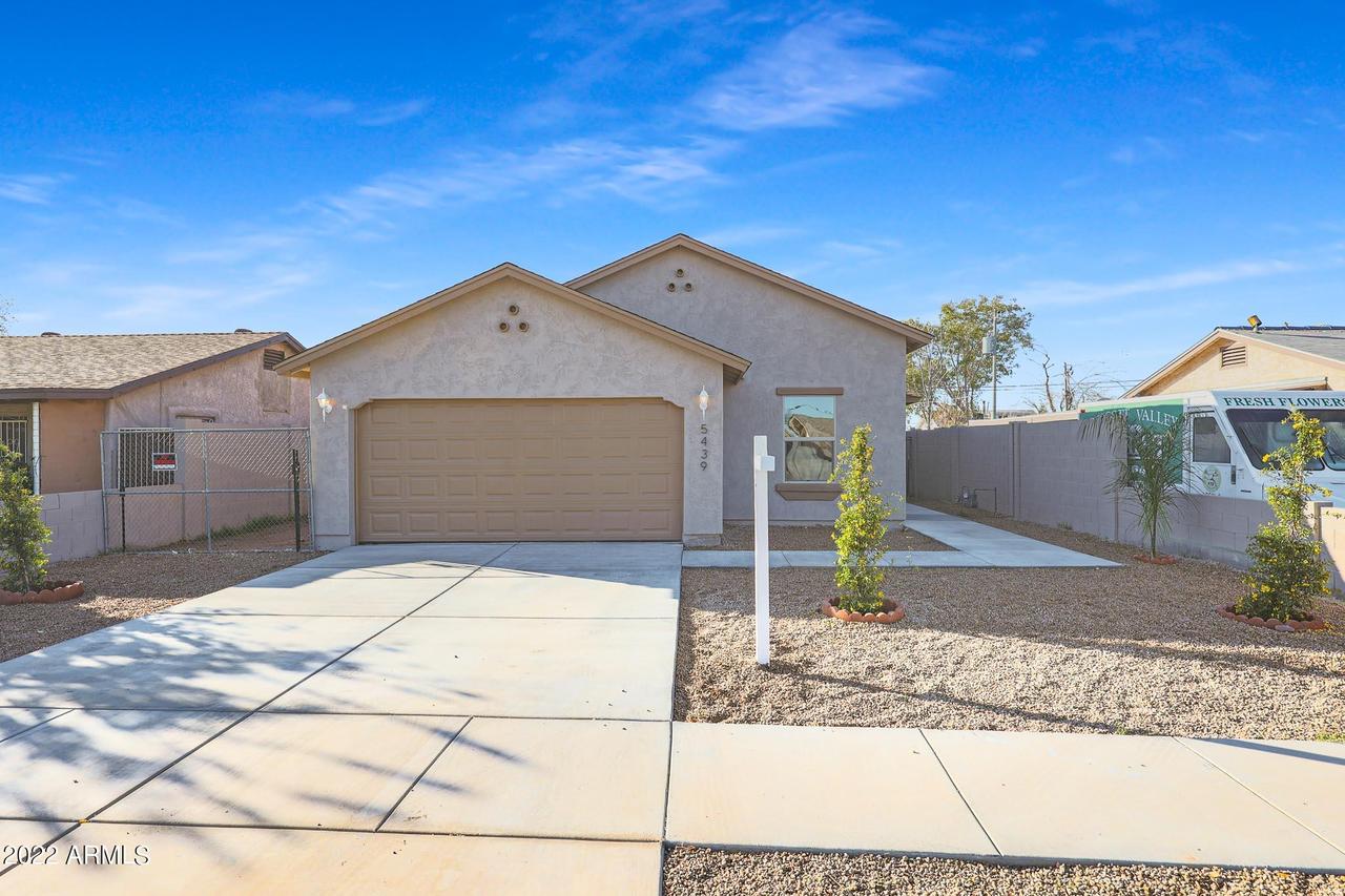 5439 W State Ave., Glendale, AZ 85301