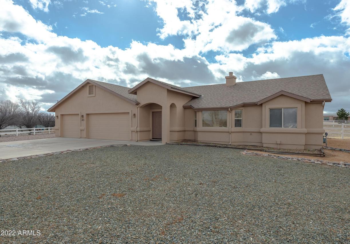 1873 Oak Dr., Chino Valley, AZ 86323