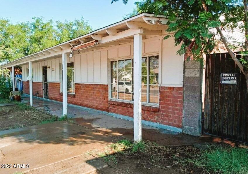 4742 W Mitchell Dr., Phoenix, AZ 85031