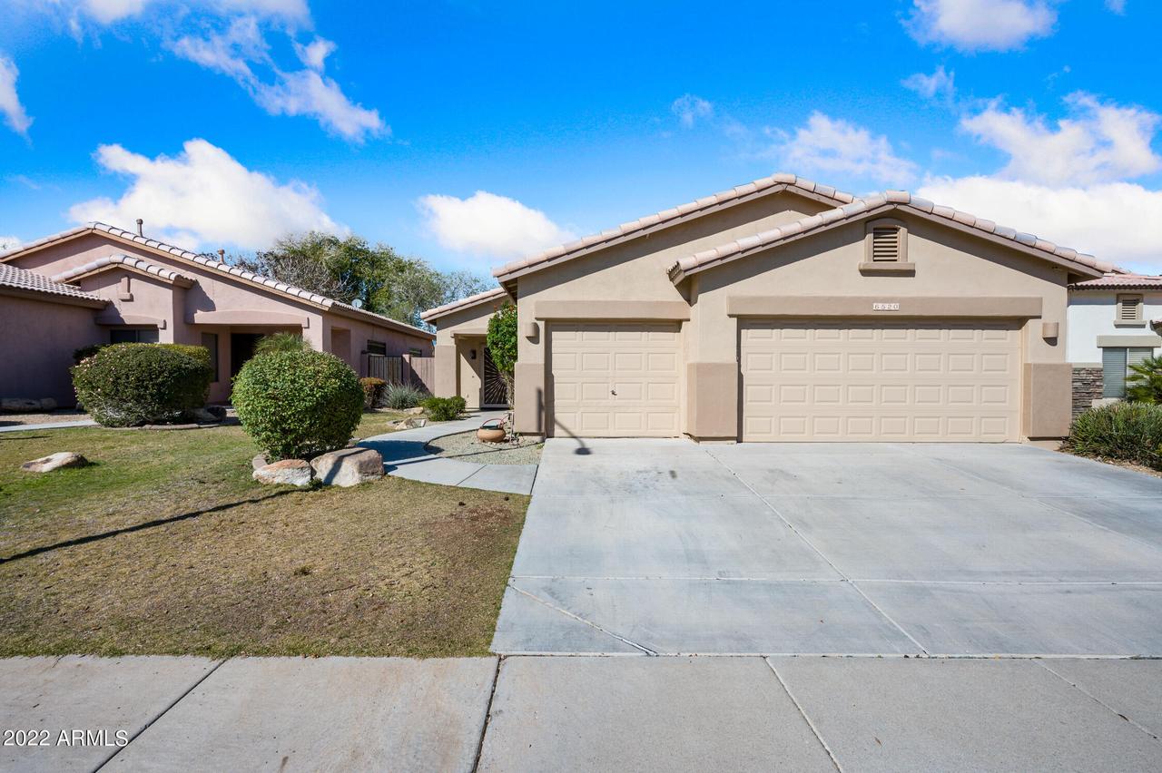 6520 W Range Mule Dr., Phoenix, AZ 85083