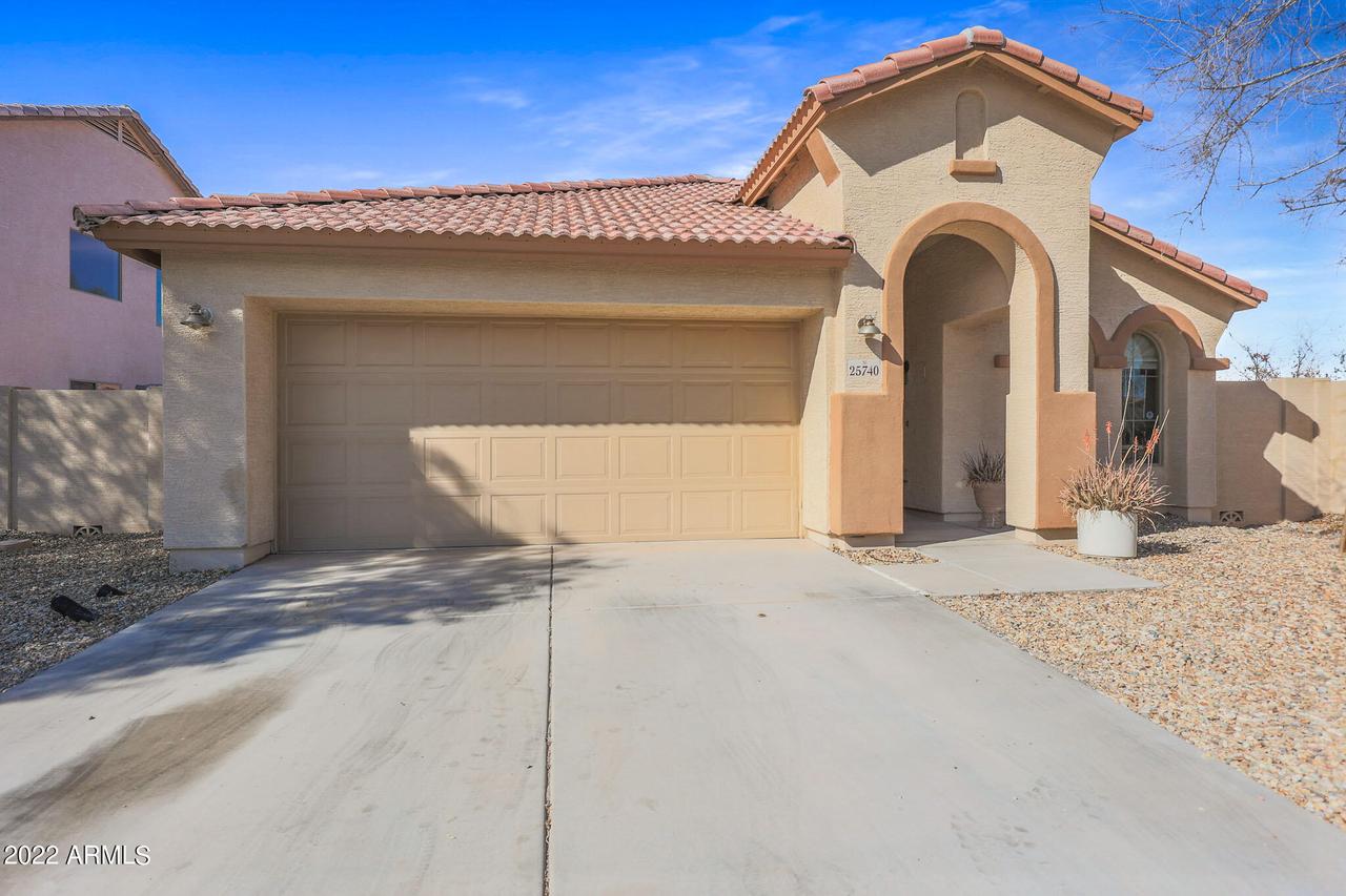 25740 W Siesta Way, Buckeye, AZ 85326