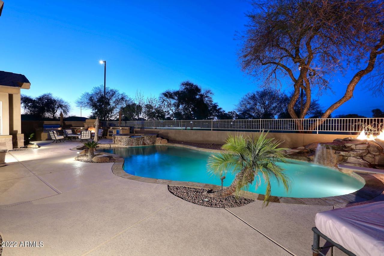 538 E Parkview Dr., Gilbert, AZ 85295