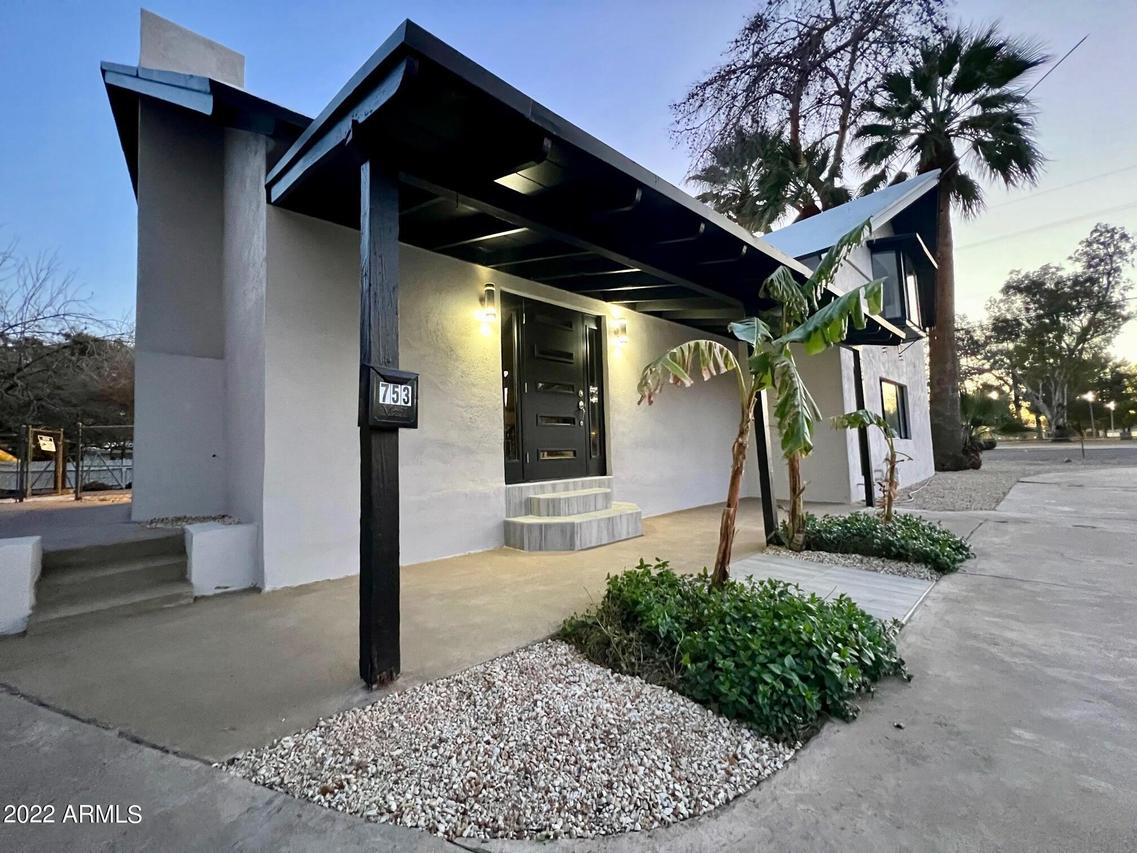 753 W 6th Dr., Mesa, AZ 85210