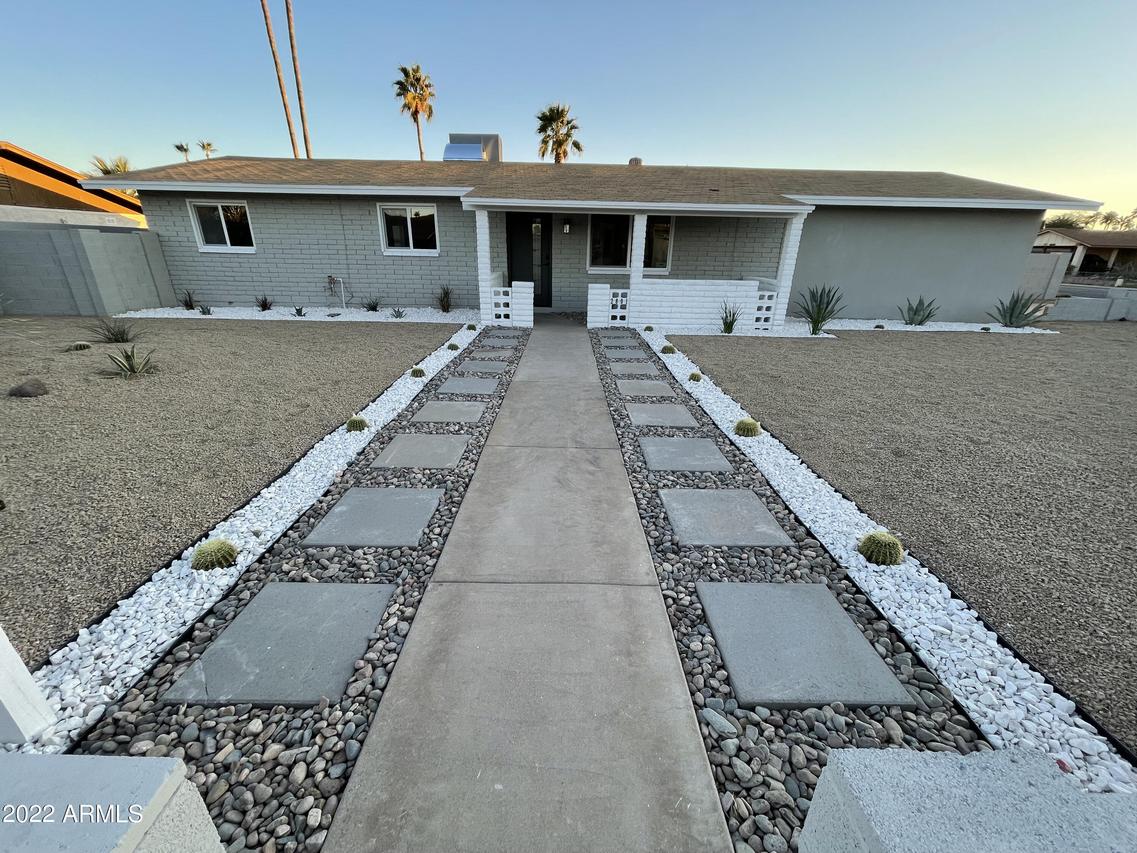 2801 E Dahlia Dr., Phoenix, AZ 85032