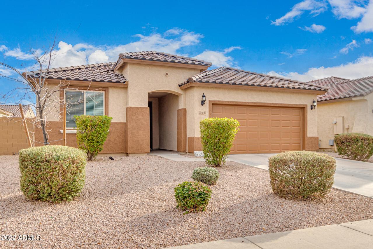 943 W Danish Red Tr., San Tan Valley, AZ 85143