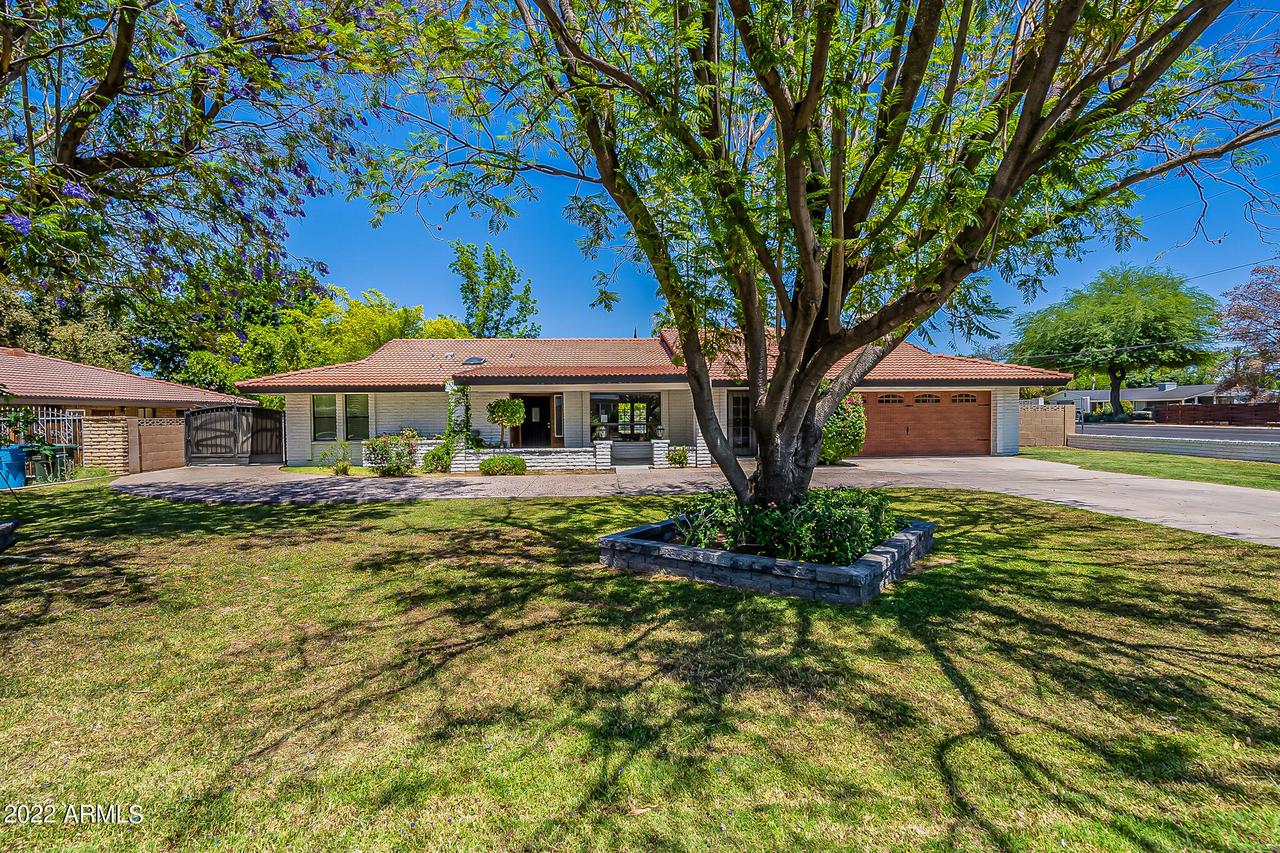 700 W Drey Dr., Phoenix, AZ 85021