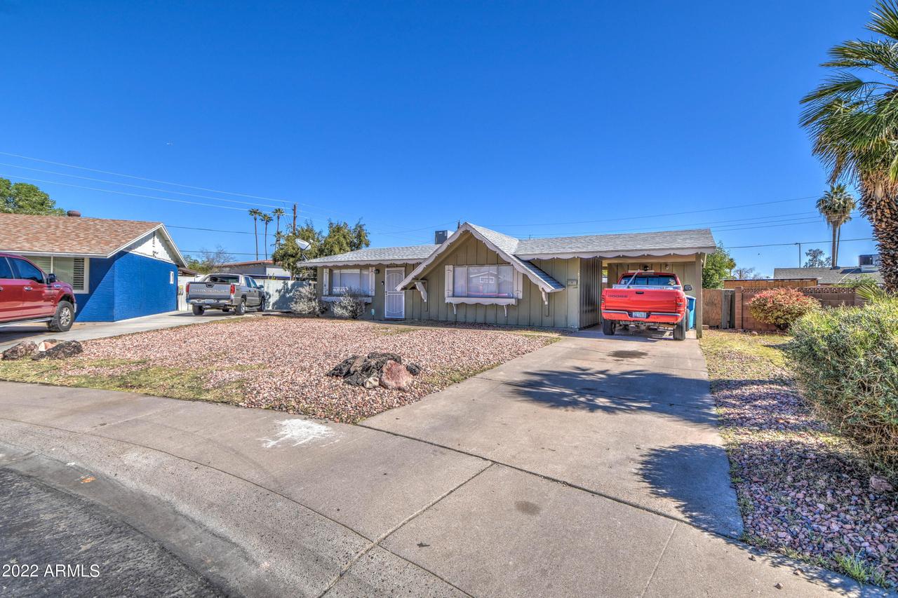 2831 N 49th Ln., Phoenix, AZ 85035