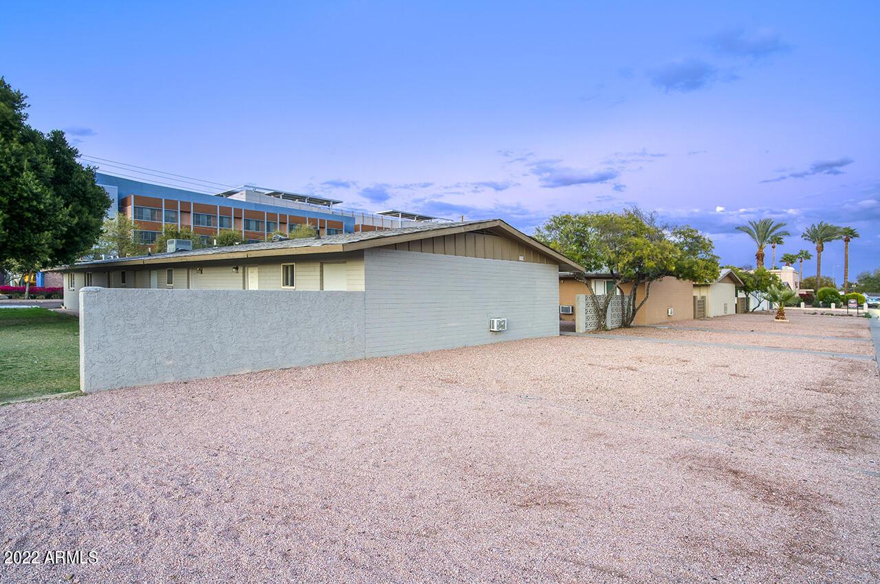 7238 E Belleview (7240, 7302) St., Scottsdale, AZ 85257