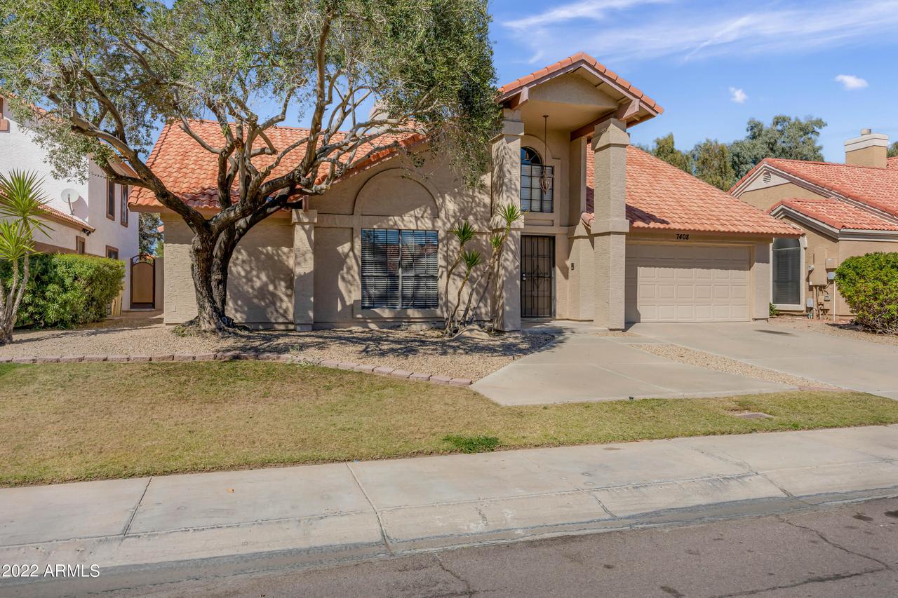 7408 W Morrow Dr., Glendale, AZ 85308