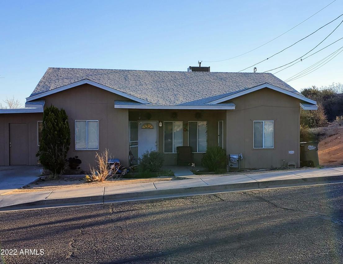 345 N Madison St., Wickenburg, AZ 85390