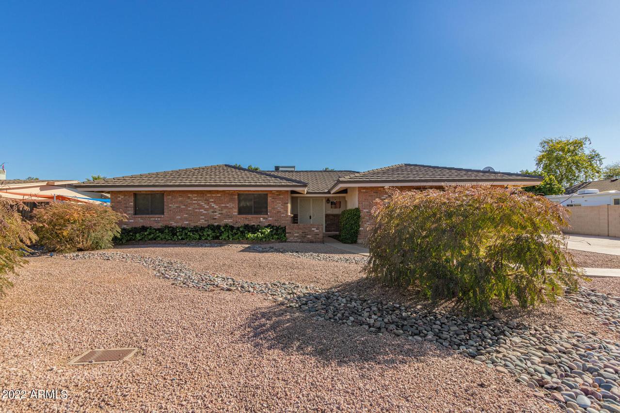 2055 E Encanto St., Mesa, AZ 85213