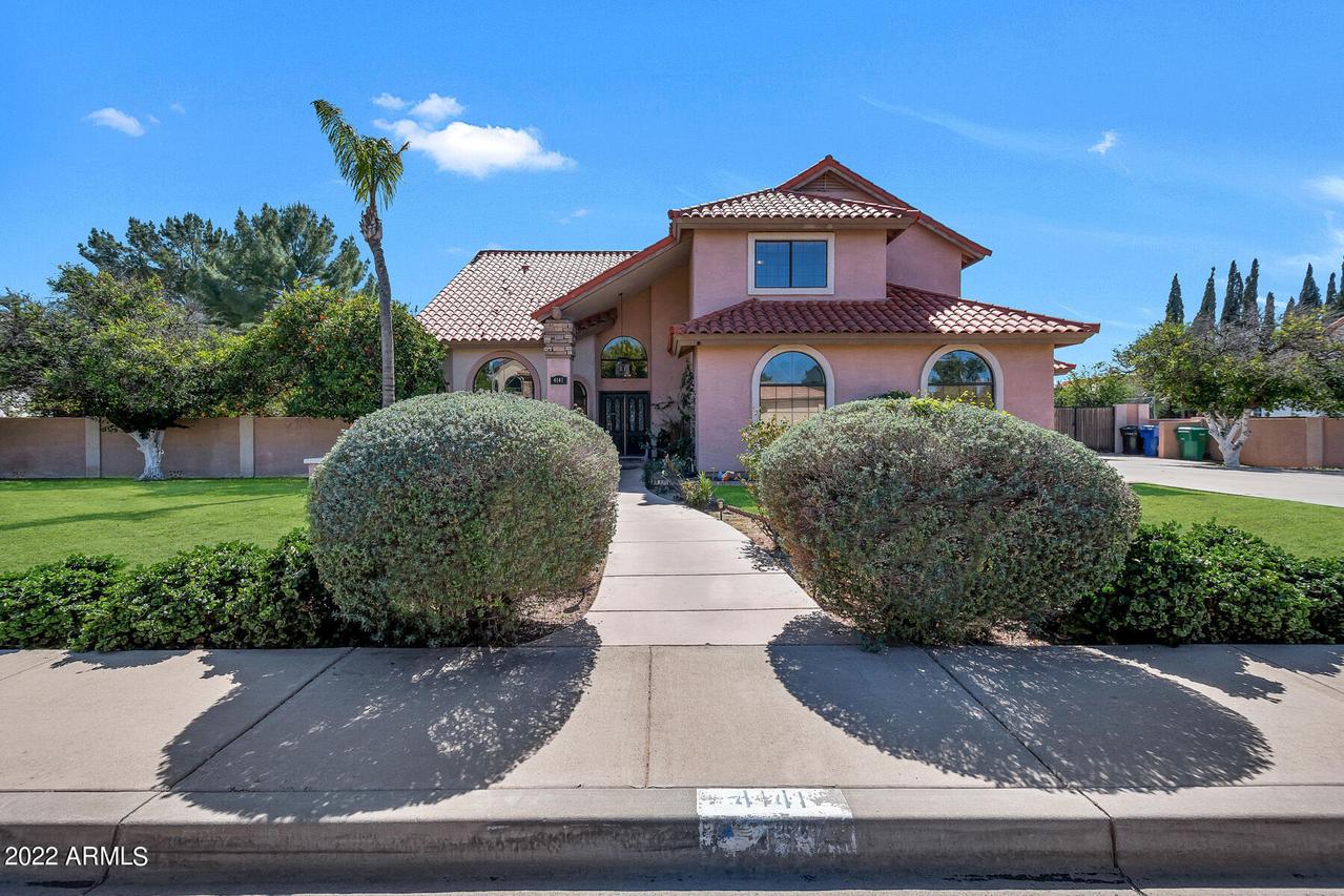 4141 E Huber Cir., Mesa, AZ 85205