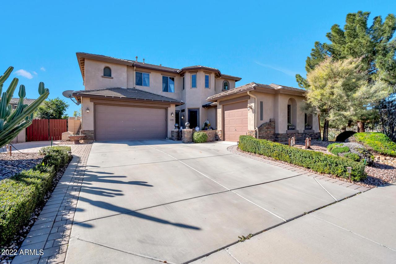 2143 E Zion Way, Chandler, AZ 85249