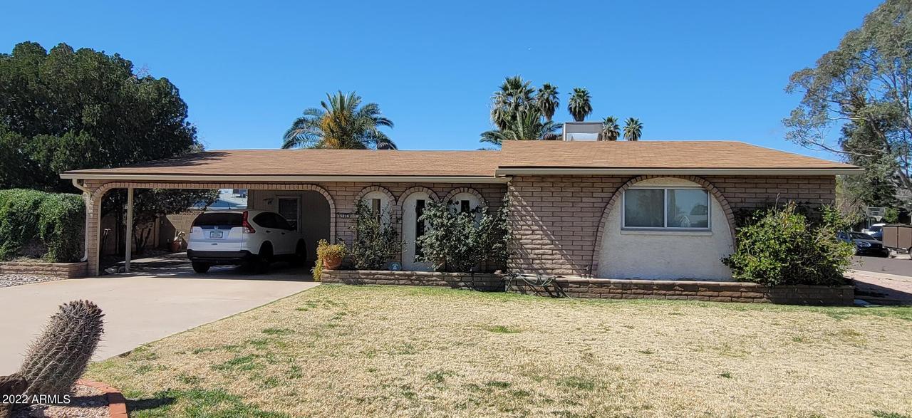 5216 N 40th Ave., Phoenix, AZ 85019