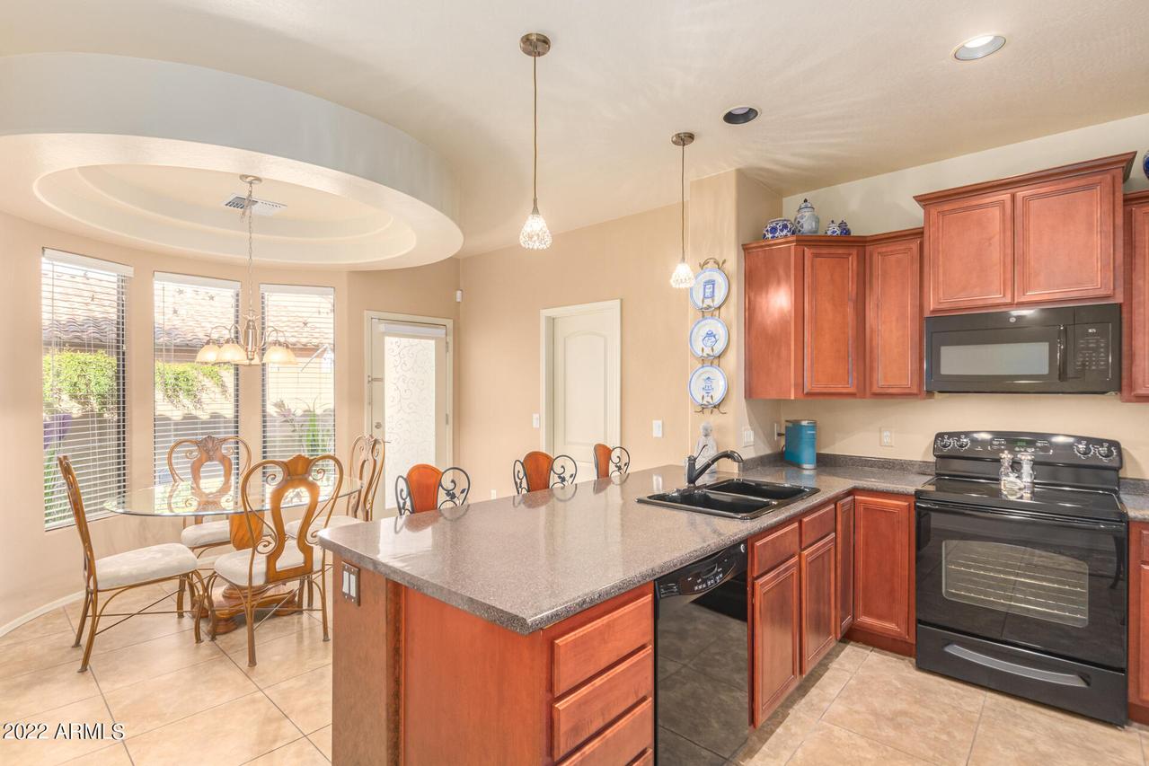 4544 W Valencia Dr., Laveen, AZ 85339