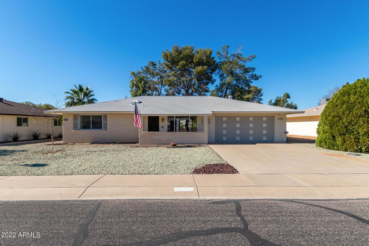 10109 W Concho Cir., Sun City, AZ 85373
