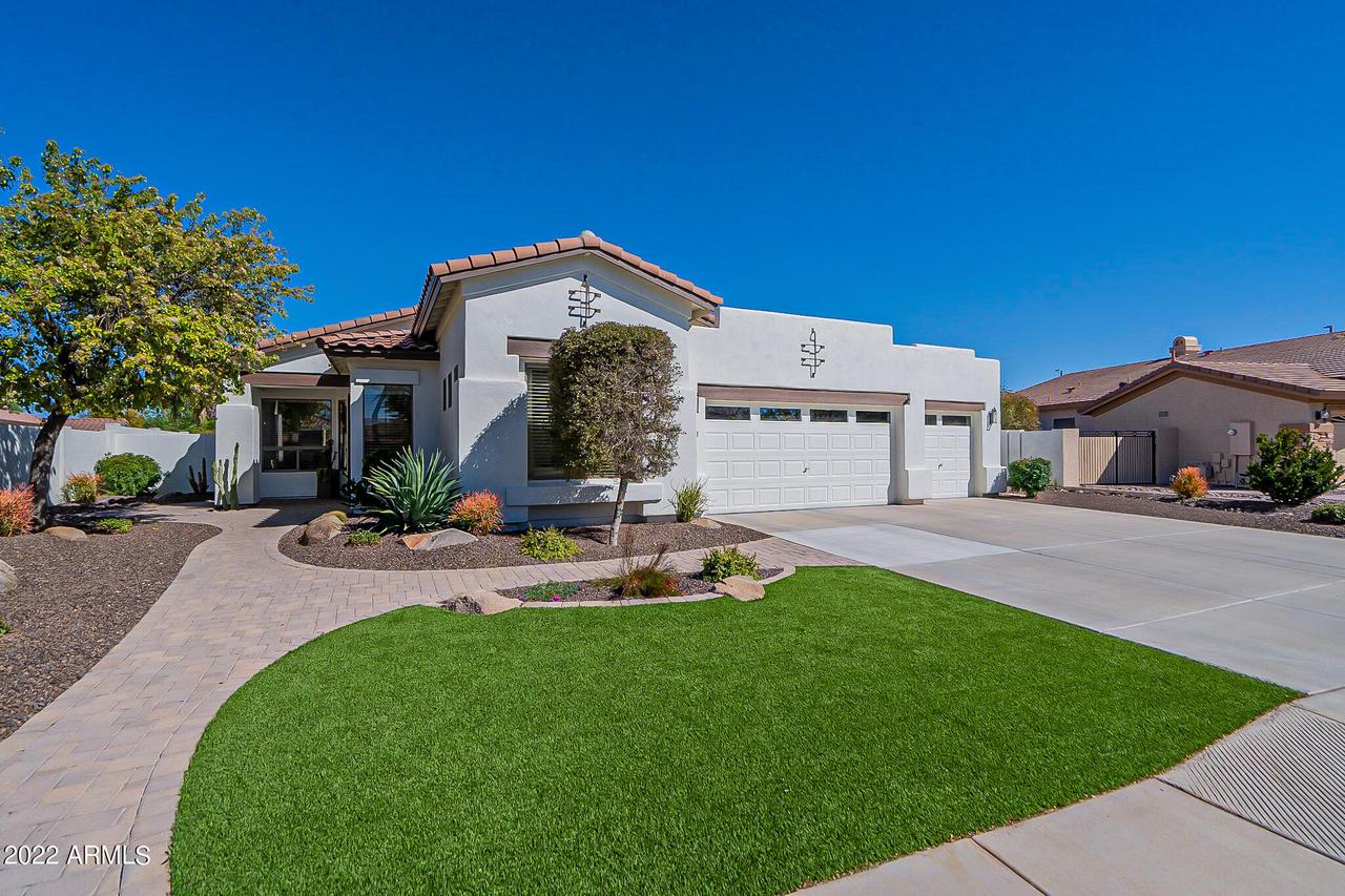 1909 S Granite St., Gilbert, AZ 85295
