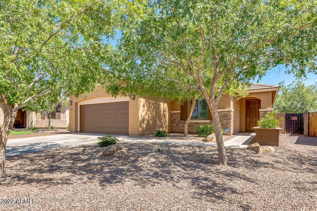 23 W Burkhalter Dr., San Tan Valley, AZ 85143