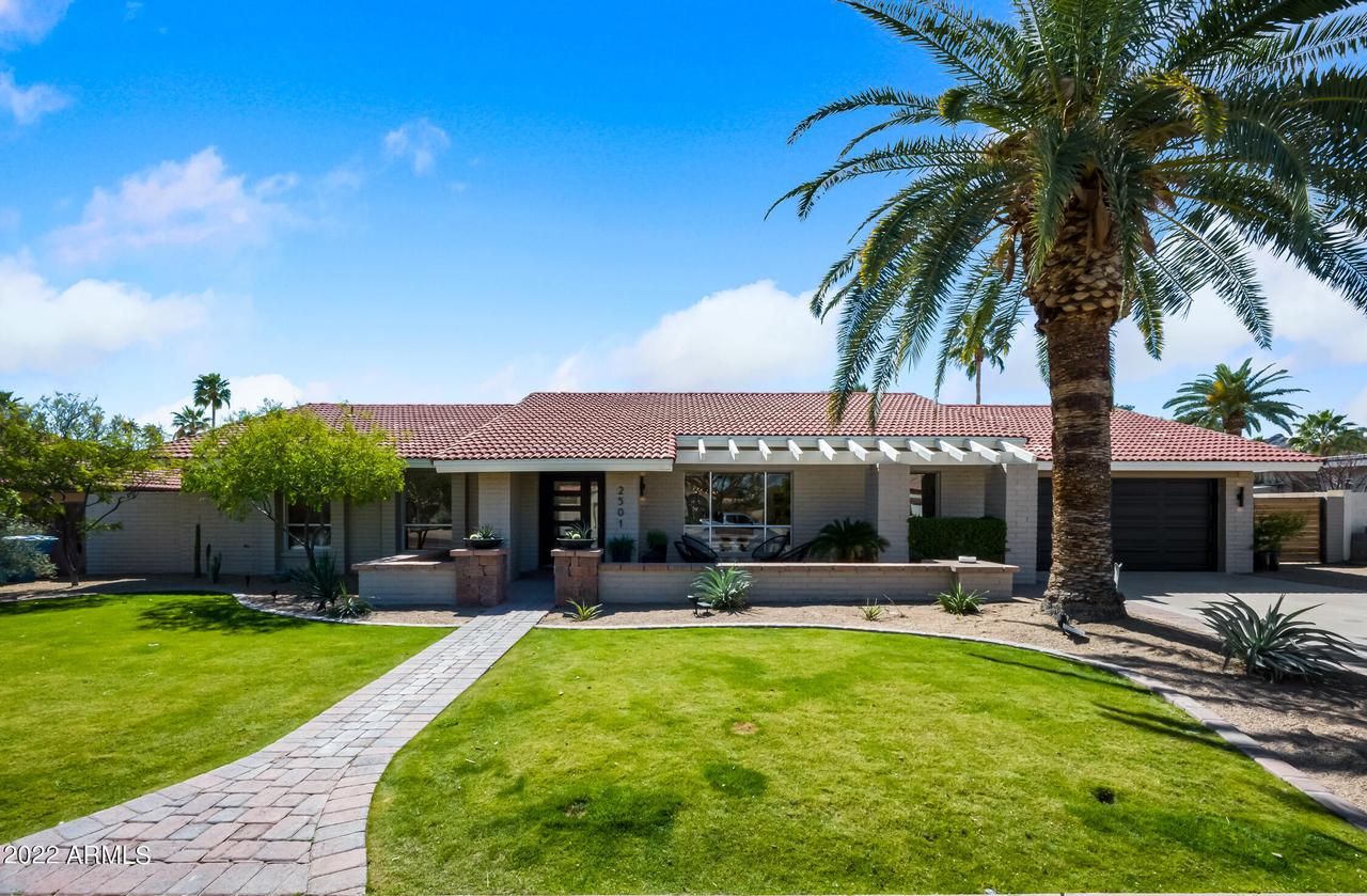 2501 E Cholla St., Phoenix, AZ 85028