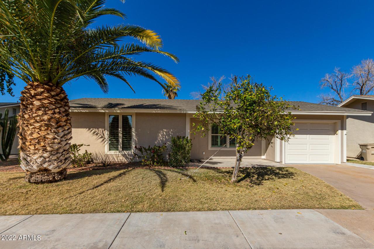 513 Leisure World, Mesa, AZ 85206
